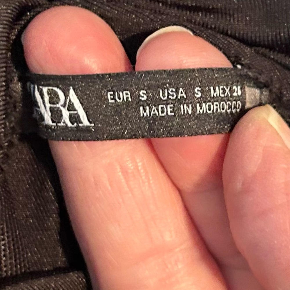 Zara Black Bodysuit with Cut-Out - Picture 6 of 6